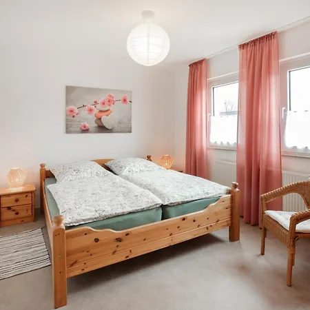 Apartment 8 Bett Spatzennest Hellenhahn-Schellenberg