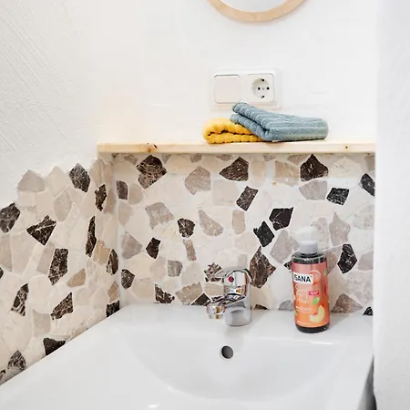 8 Bett Spatzennest * Hellenhahn-Schellenberg