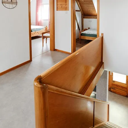 8 Bett Spatzennest Hellenhahn-Schellenberg